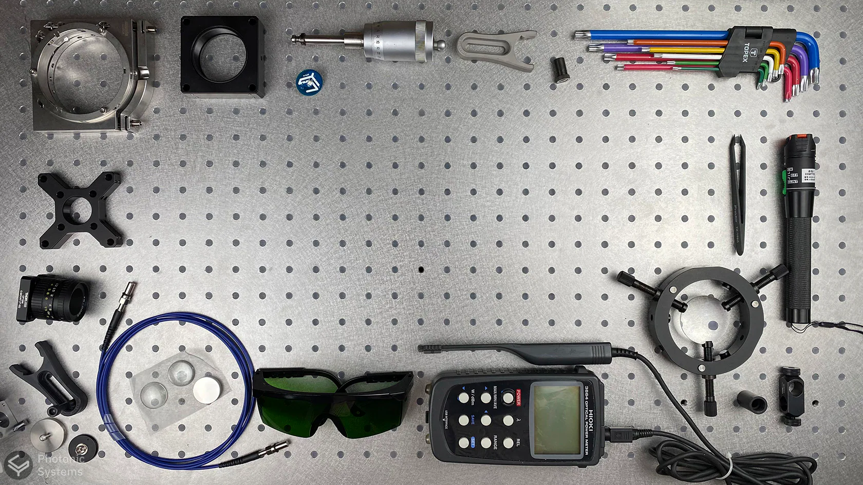 Tools and optomechanical components on an optical table